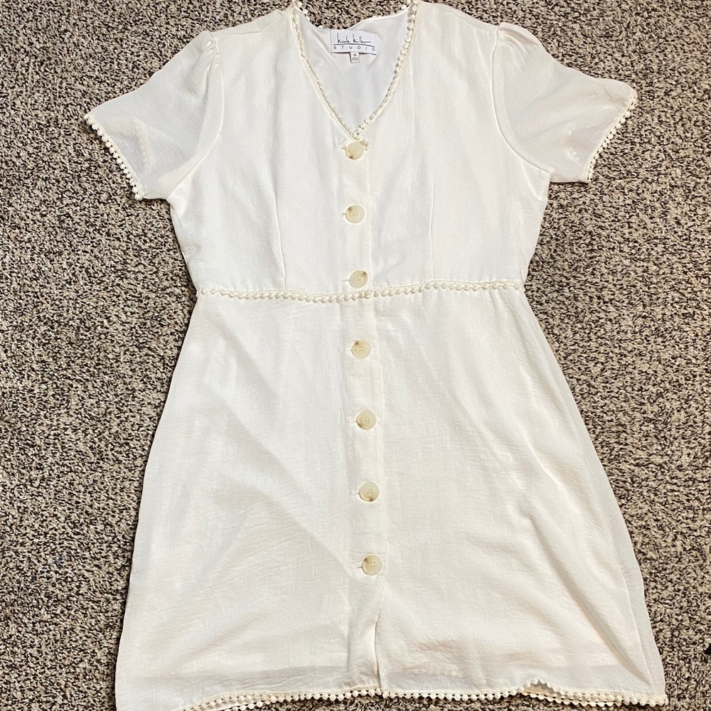 VNTG Nicole Miller Studio White Button Down Dress with Trim Detailing